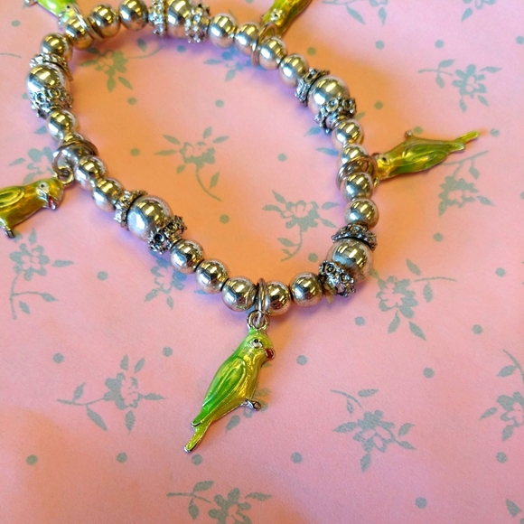 NEW Bird Charm Bracelet with Silver Beads Stretch Cord Handmade by Jackie NWT - Picture 2 of 8